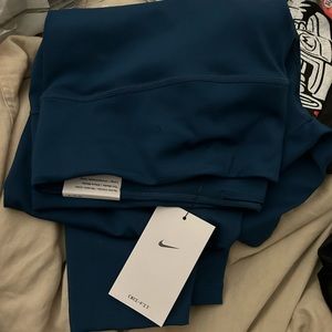 blue nike leggings